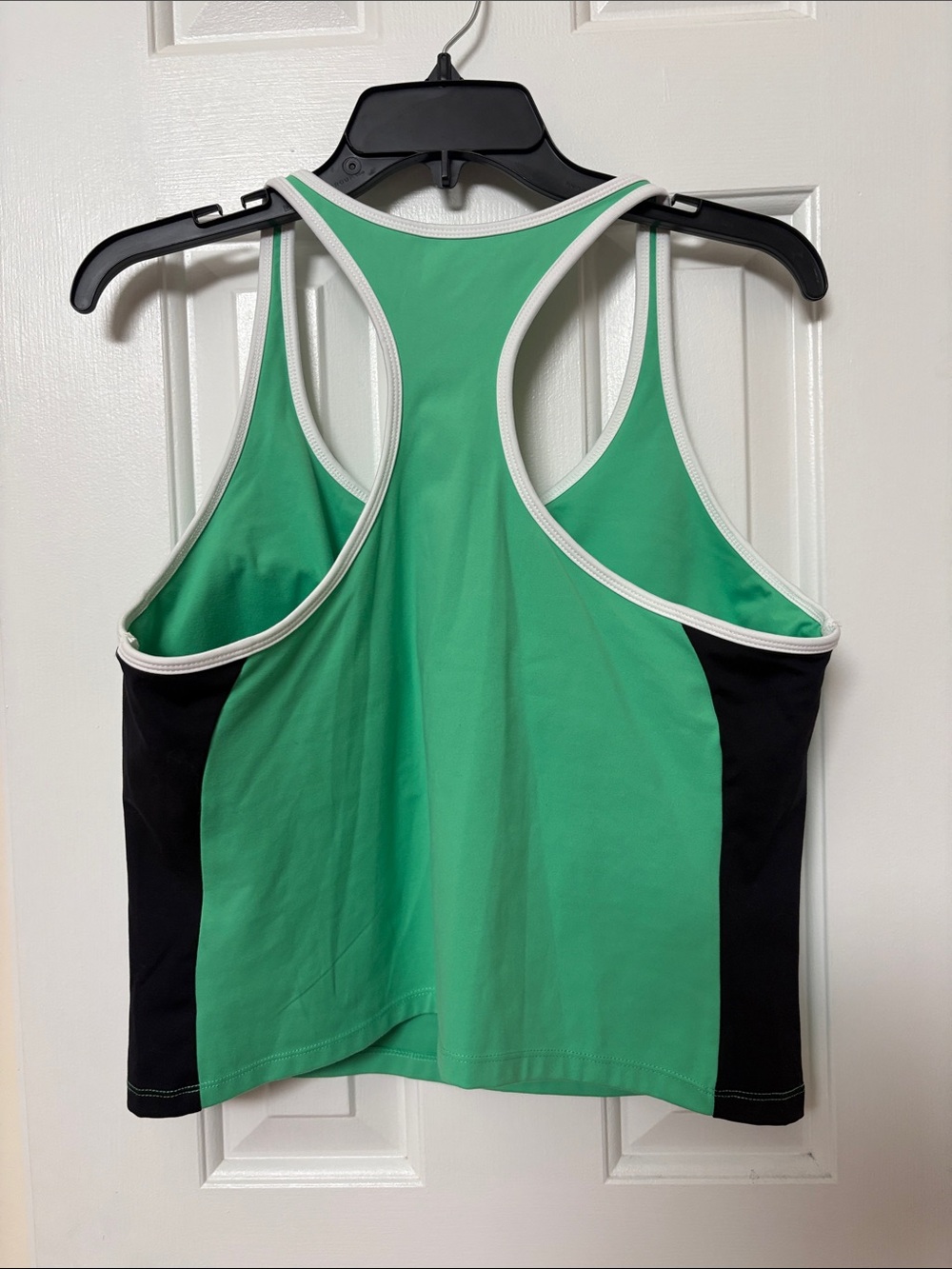 SO sporty crop tank top - Picture 3 of 6